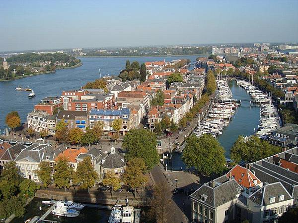 Der Hafen vom Kirchturm aus: wo ist die FENNA?